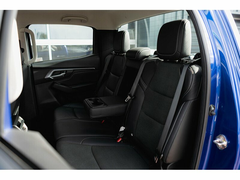 Isuzu D-Max D-max Dl20 Red #24