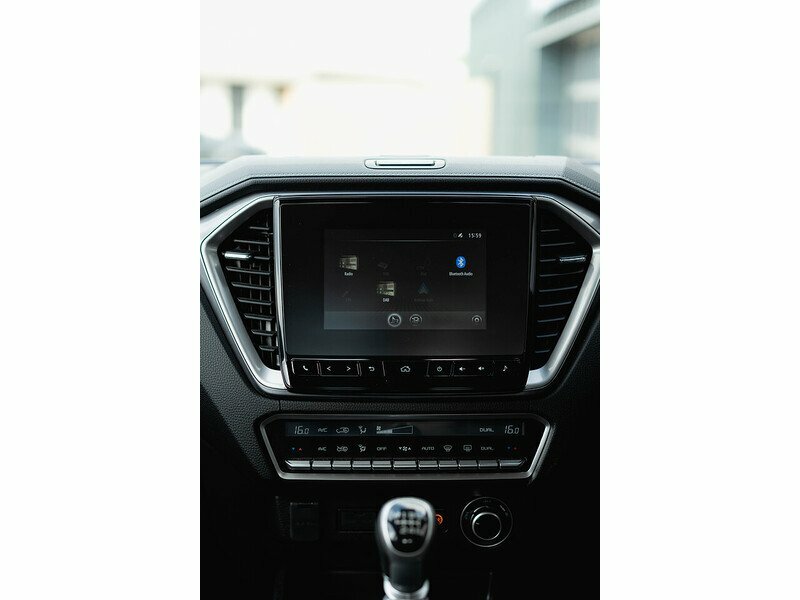 Isuzu D-Max D-max Dl20 Red #31