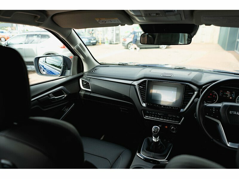 Isuzu D-Max D-max Dl20 Red #27