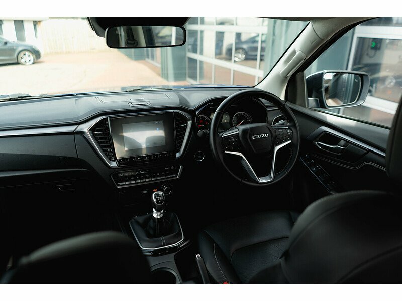 Isuzu D-Max D-max Dl20 Red #28