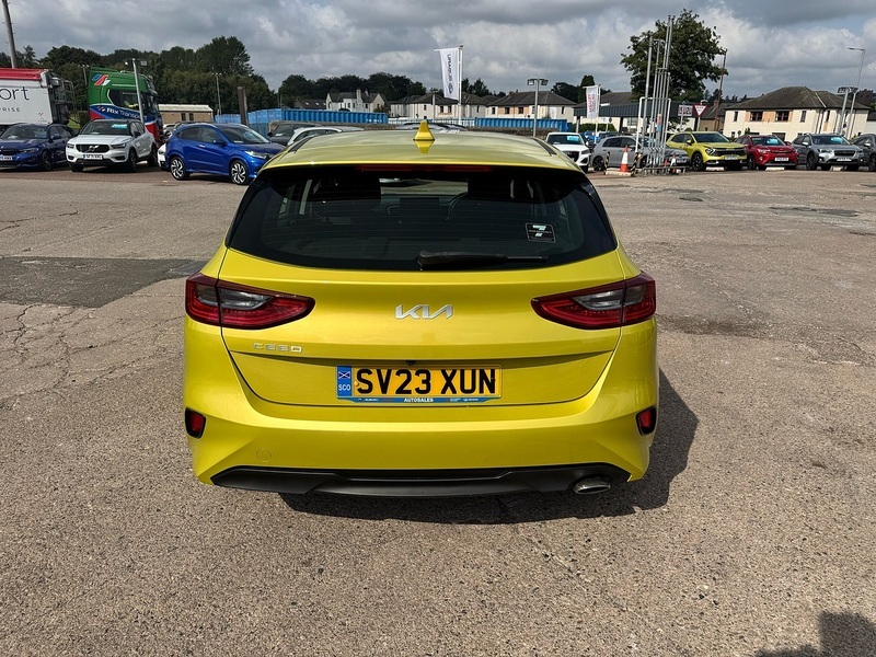Kia Ceed T-gdi 2 Yellow #4