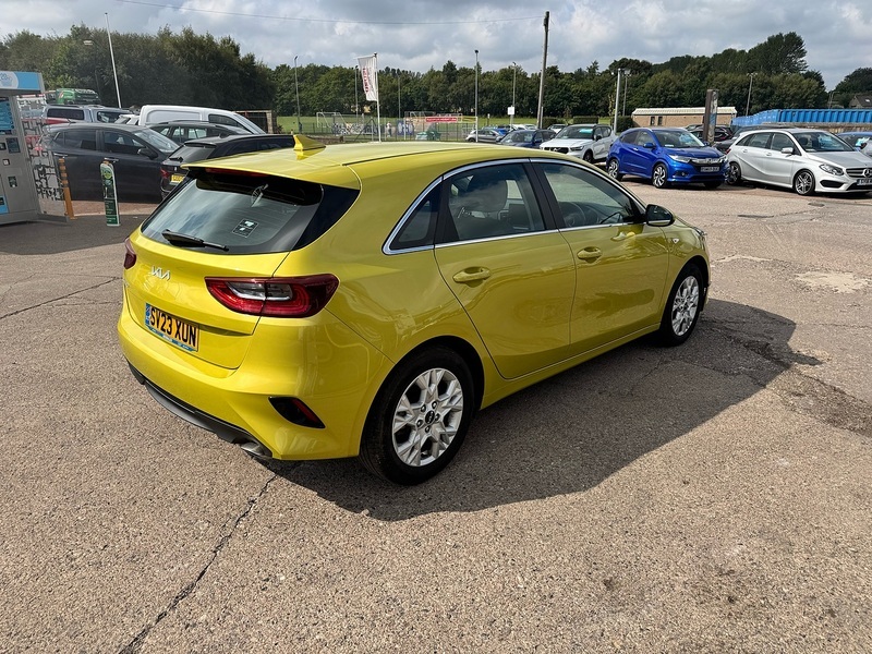 Kia Ceed T-gdi 2 Yellow #3