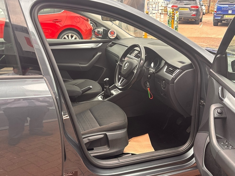 Skoda Octavia Tsi Se Grey #2