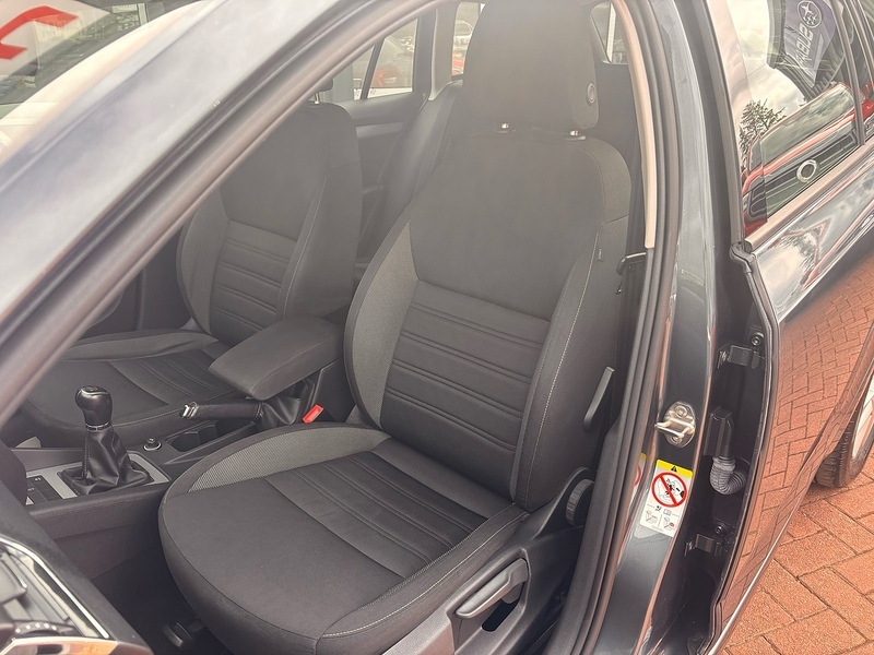 Skoda Octavia Hatchback White #30