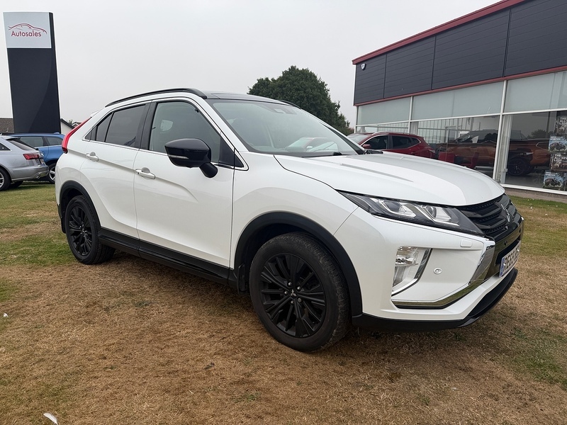 Mitsubishi Eclipse Cross T Black White
