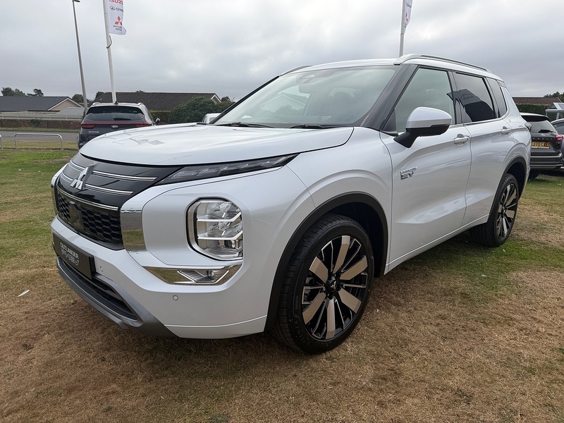 Mitsubishi Outlander Suv Grey #8