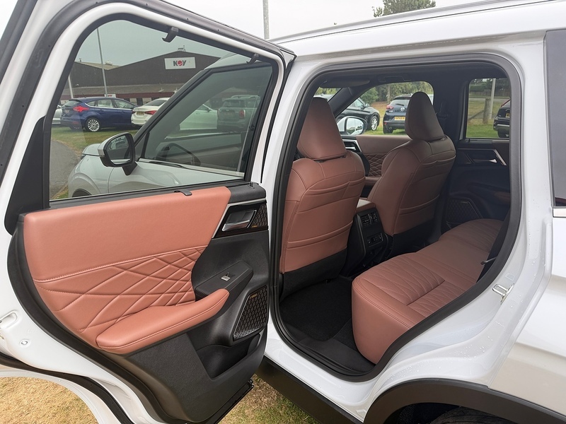 Mitsubishi Outlander Suv Grey #24