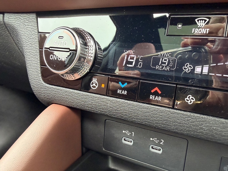 Mitsubishi Outlander Suv Grey #37