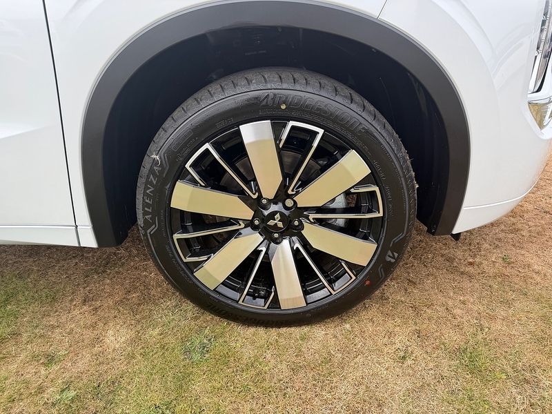 Mitsubishi Outlander Suv Grey #18