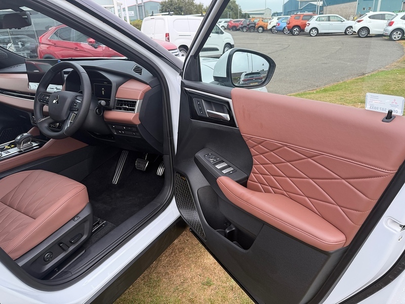 Mitsubishi Outlander Suv Grey #32
