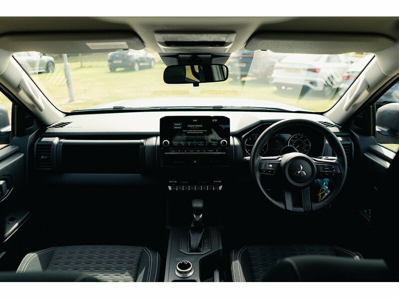 Mitsubishi L200 Titan Silver #3