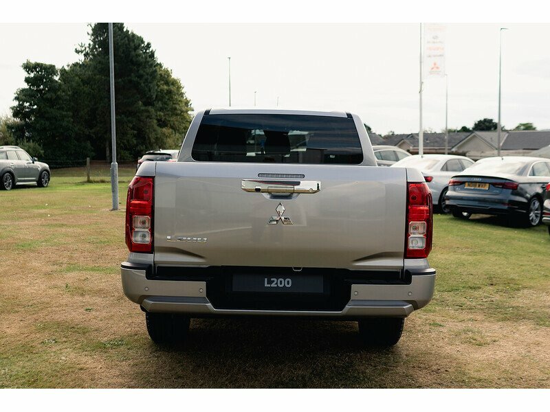 Mitsubishi L200 Titan Silver #6