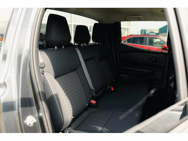Mitsubishi L200 #24