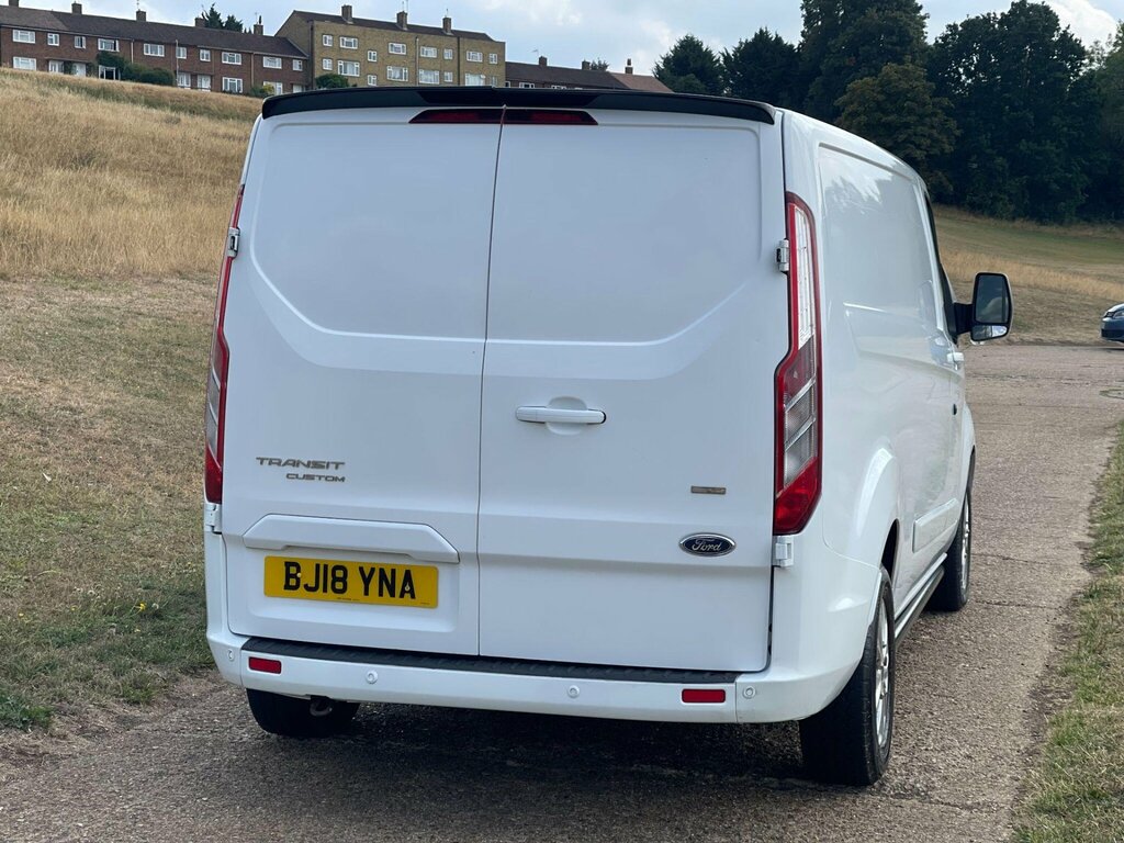 Ford Transit Custom 2.0 300 Ecoblue Limited L2 H1 Euro 6 BJ18YNA White #4