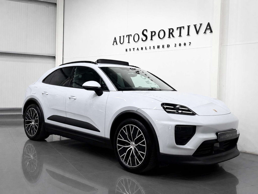 Porsche Macan Electric #5