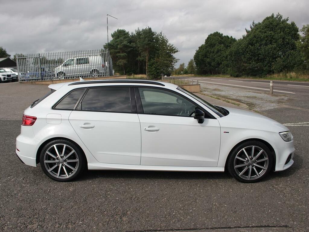 Audi A3 Black Edition White #6