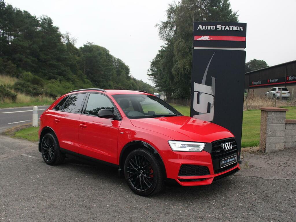 Audi Q3 Black Edition Red #4