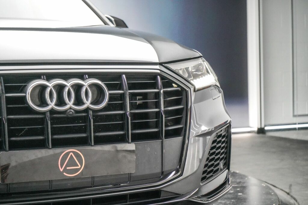 Audi Q7 2020 3.0 Tdi V6 50 Black Edition Suv Ti Black #3