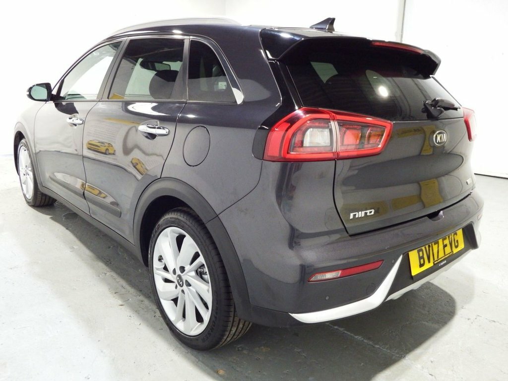 Kia Niro 1.6L First Edition BV17FVG Grey #3