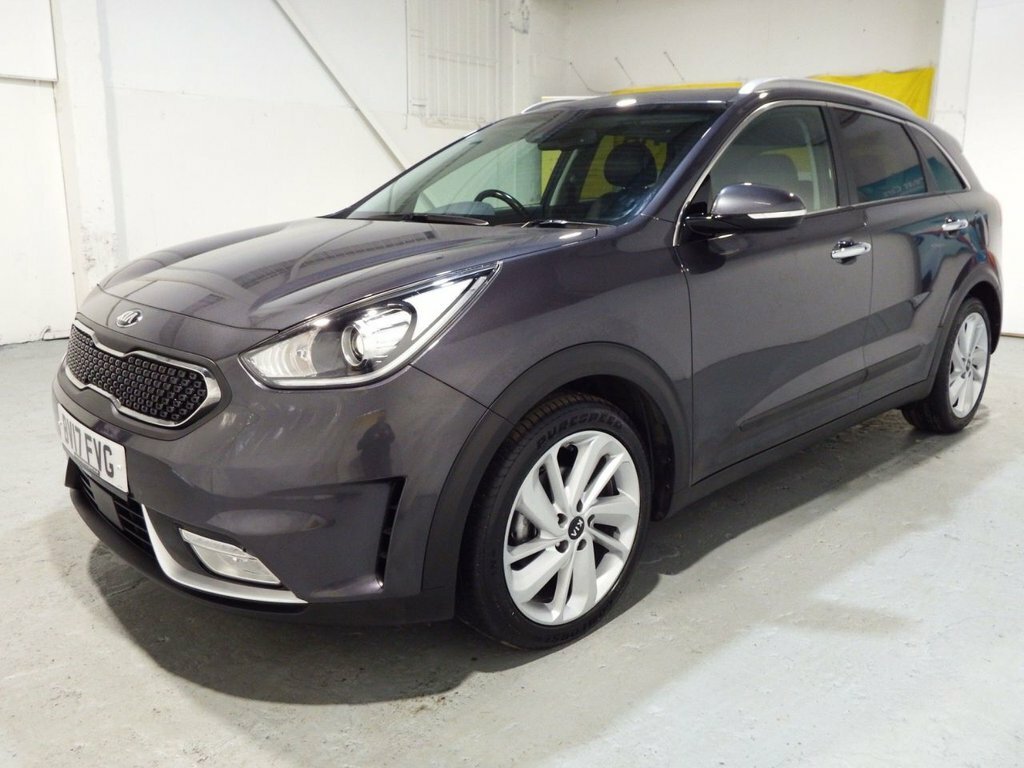 Kia Niro 1.6L First Edition BV17FVG Grey #2