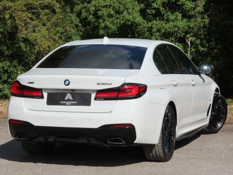 BMW 5 Series 3.0 530D Mht KU21ZSB White #4
