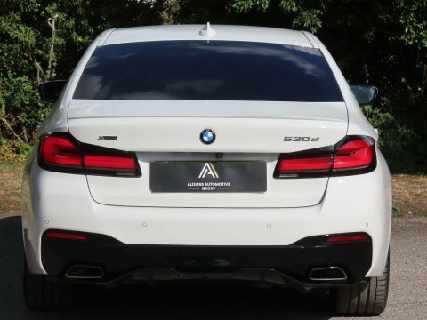 BMW 5 Series 3.0 530D Mht KU21ZSB White #5