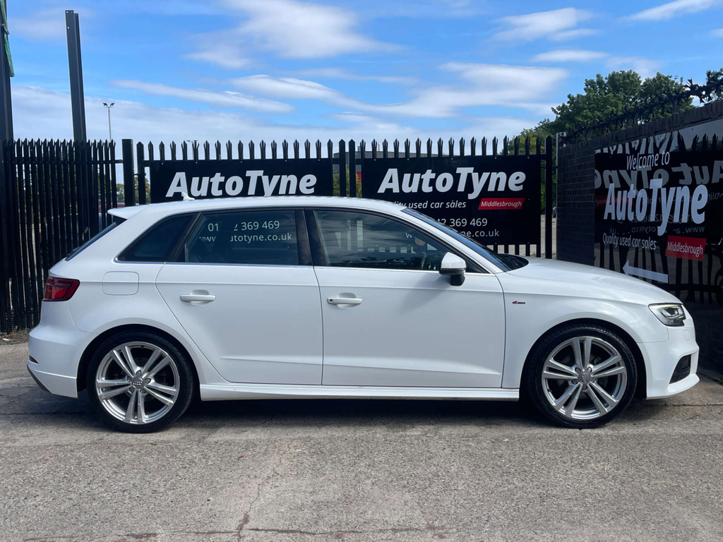 Audi A3 Tfsi Cod S Line Sportback Euro 6 S YY67XFB White #4