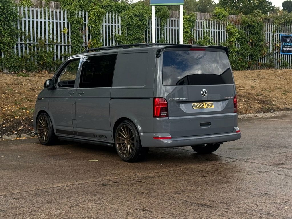 Volkswagen Transporter Sportline 2L Sportline Black Edition Grey #2