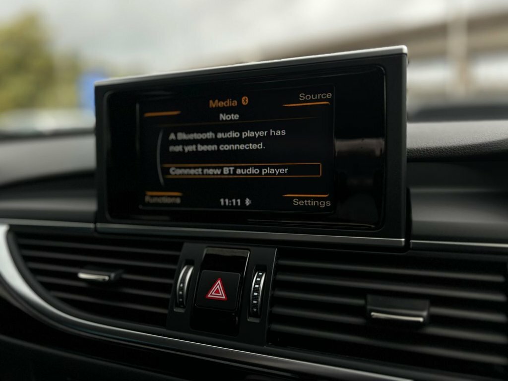 Audi A6 Saloon 2L Black Edition PJ17XVP White #4