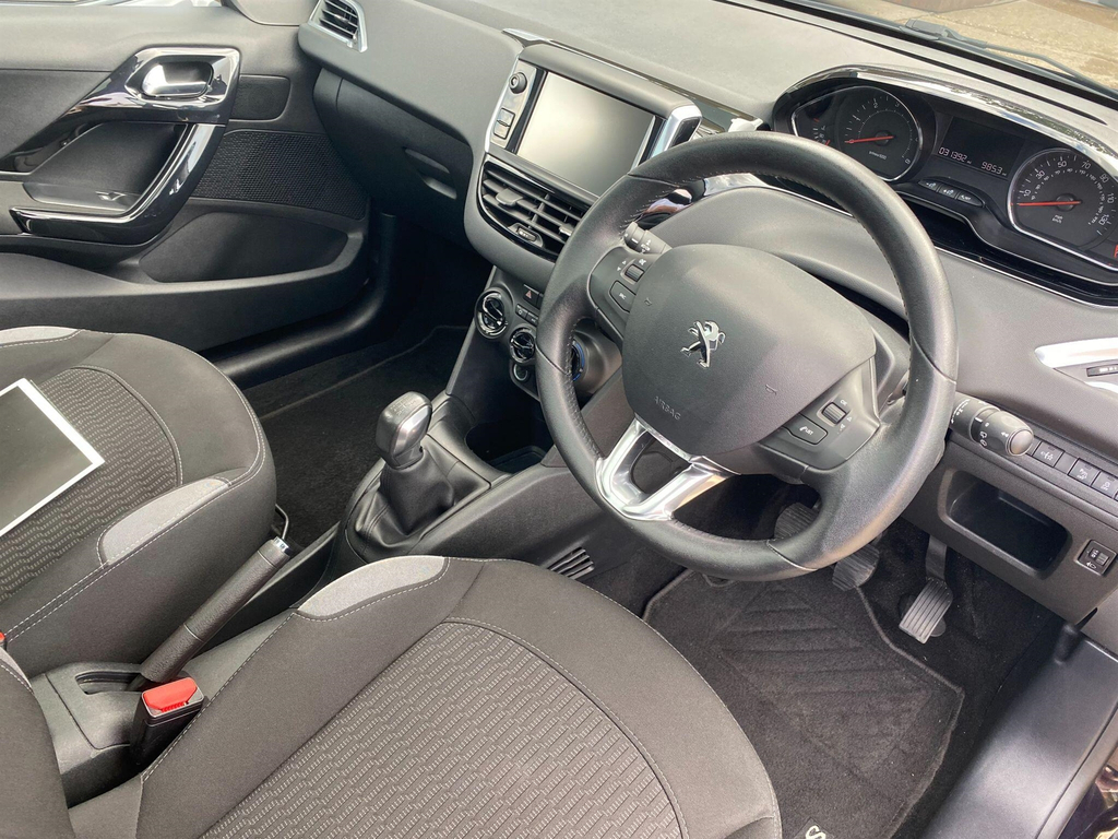 Peugeot 208 1.6 E-hdi Style Euro 5 Ss #3