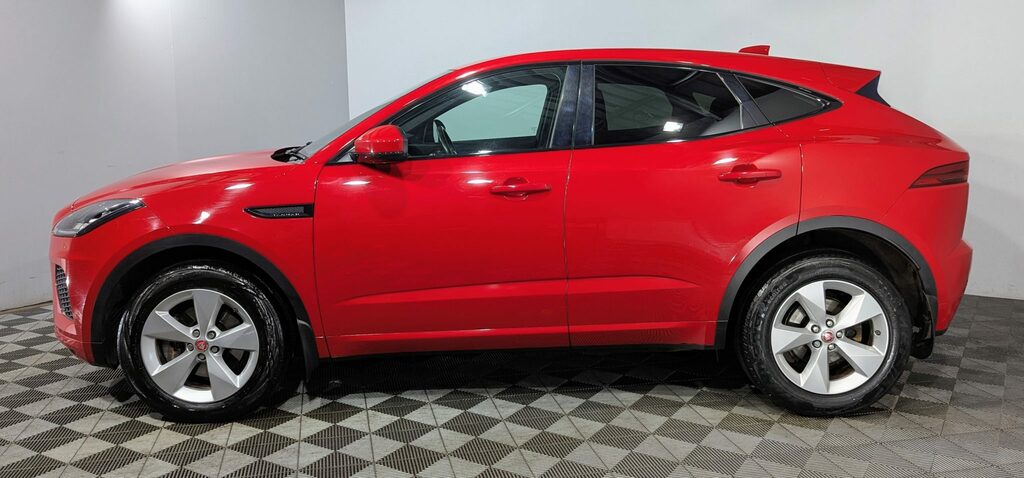 Jaguar E-Pace 2.0D R-dynamic 2Wd WHZ4460 Red #3