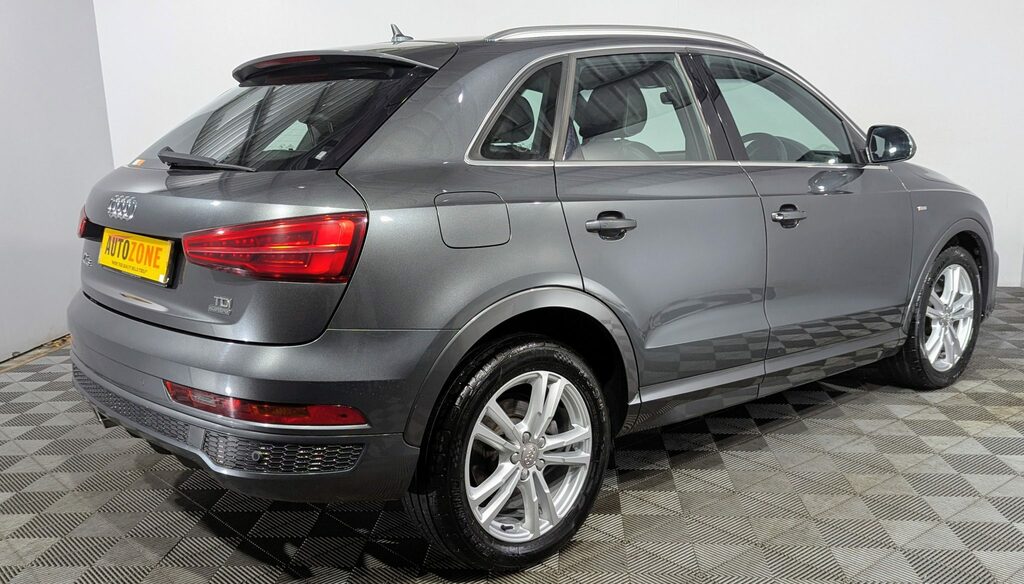 Audi Q3 2.0 Tdi Quattro S Line Edition S Tronic Grey #4