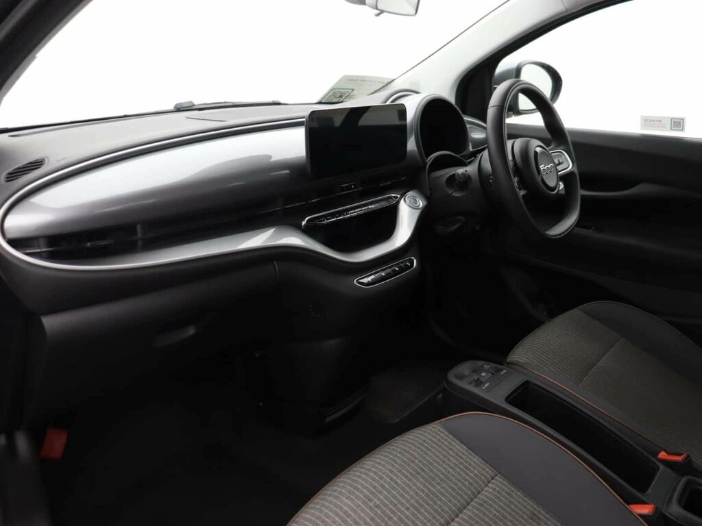 Fiat 500E Hatchback Black #8