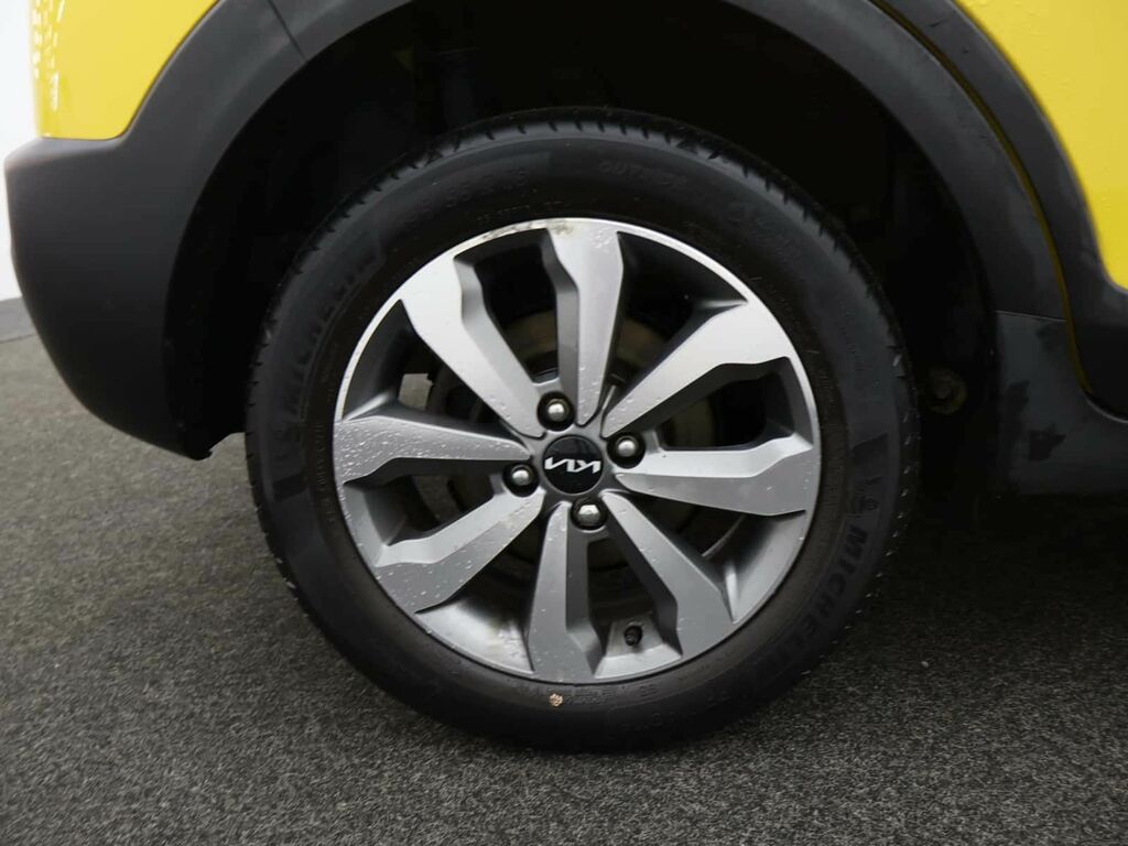 Kia Stonic 2 Red #6