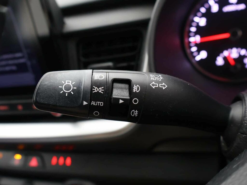 Kia Stonic 2 Red #18