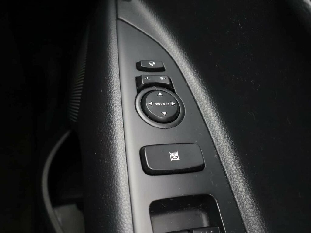 Kia Stonic 2 Red #22