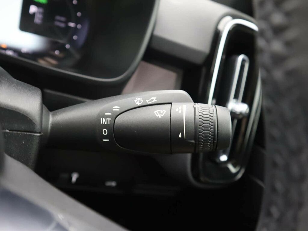 Volvo C40 170Kw Recharge Core 69Kwh Grey #25