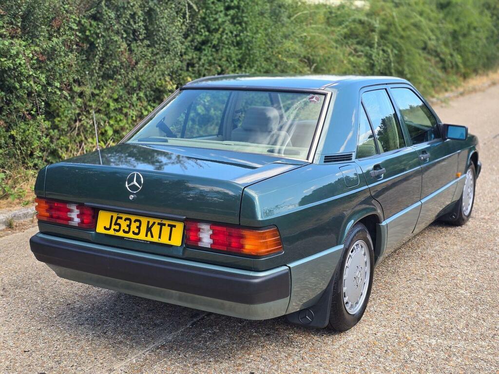 Mercedes-Benz 190 E White #17