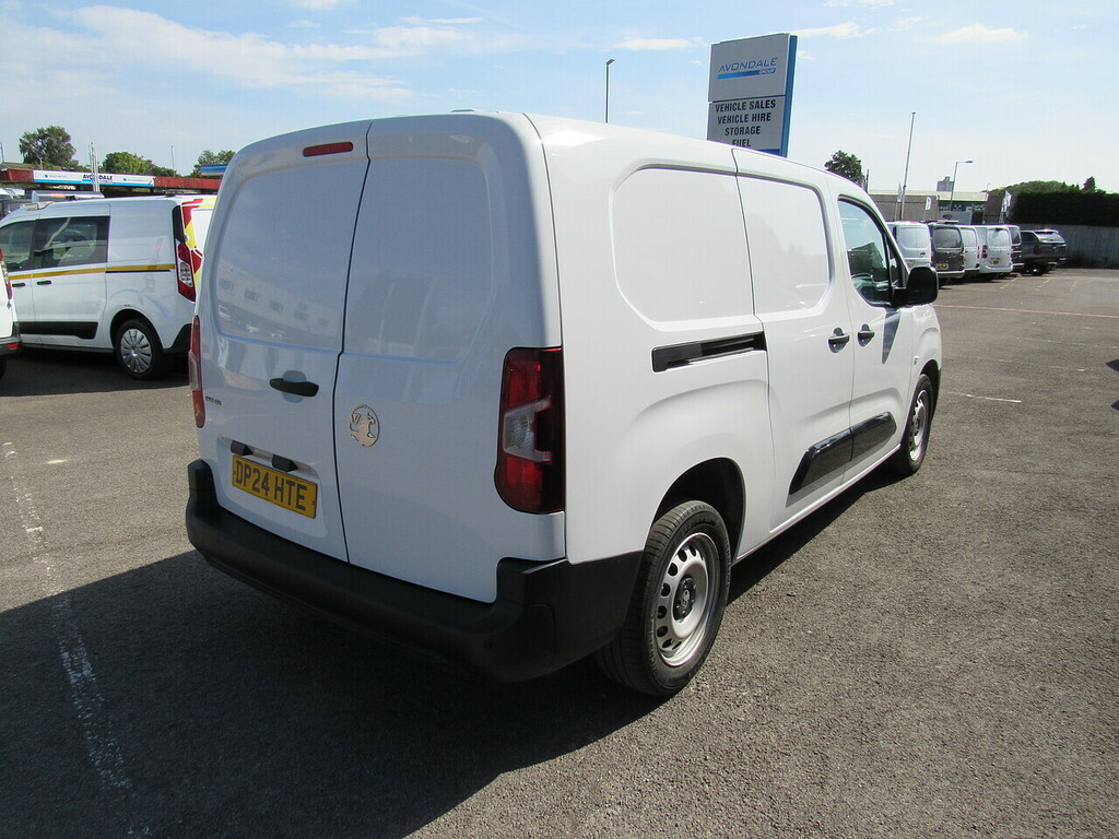 Vauxhall Combo 1.5 Turbo D 2300 Prime XL Panel Van 6Dr Man DP24HTE White #6