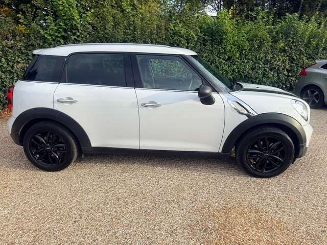 Mini Countryman 1.6 One Suv Euro 5 S S 98 Ps White #3