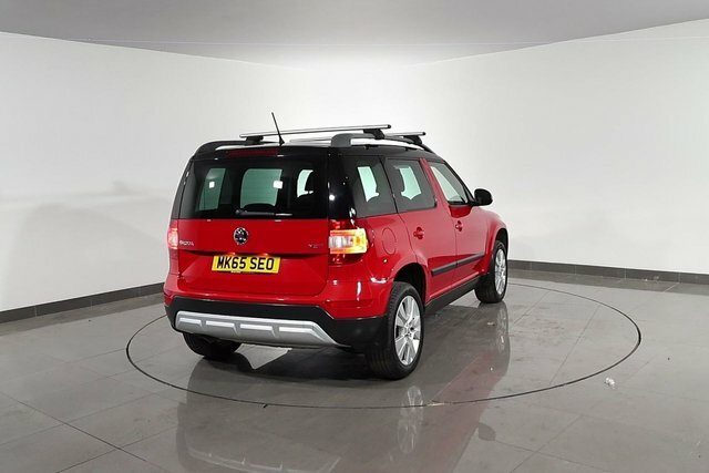Skoda Yeti Hatchback #74