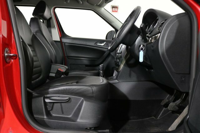 Skoda Yeti Hatchback #19
