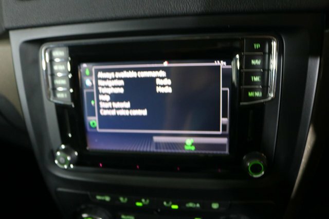Skoda Yeti Hatchback #38