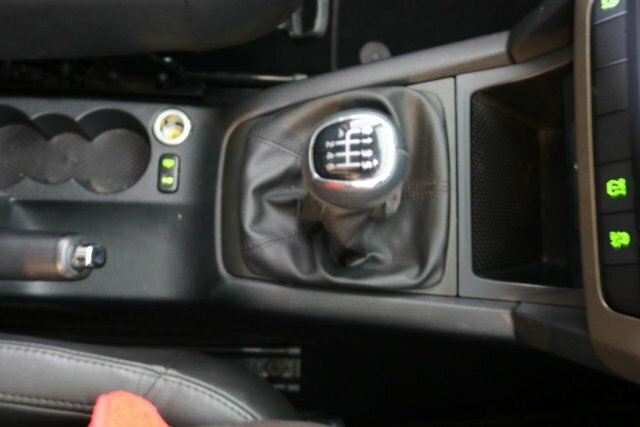 Skoda Yeti Hatchback #34