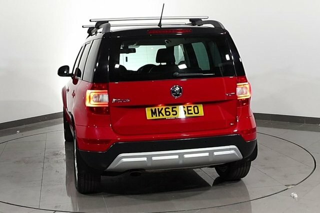 Skoda Yeti Hatchback #10