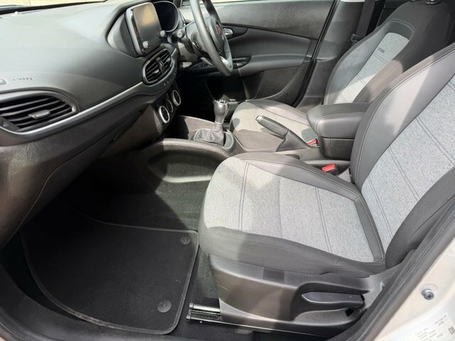 Fiat Tipo Hatchback White #15