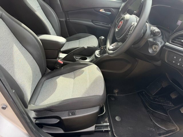 Fiat Tipo Hatchback White #11