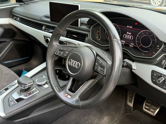 Audi A5 2.0 Tfsi 40 S Black #4