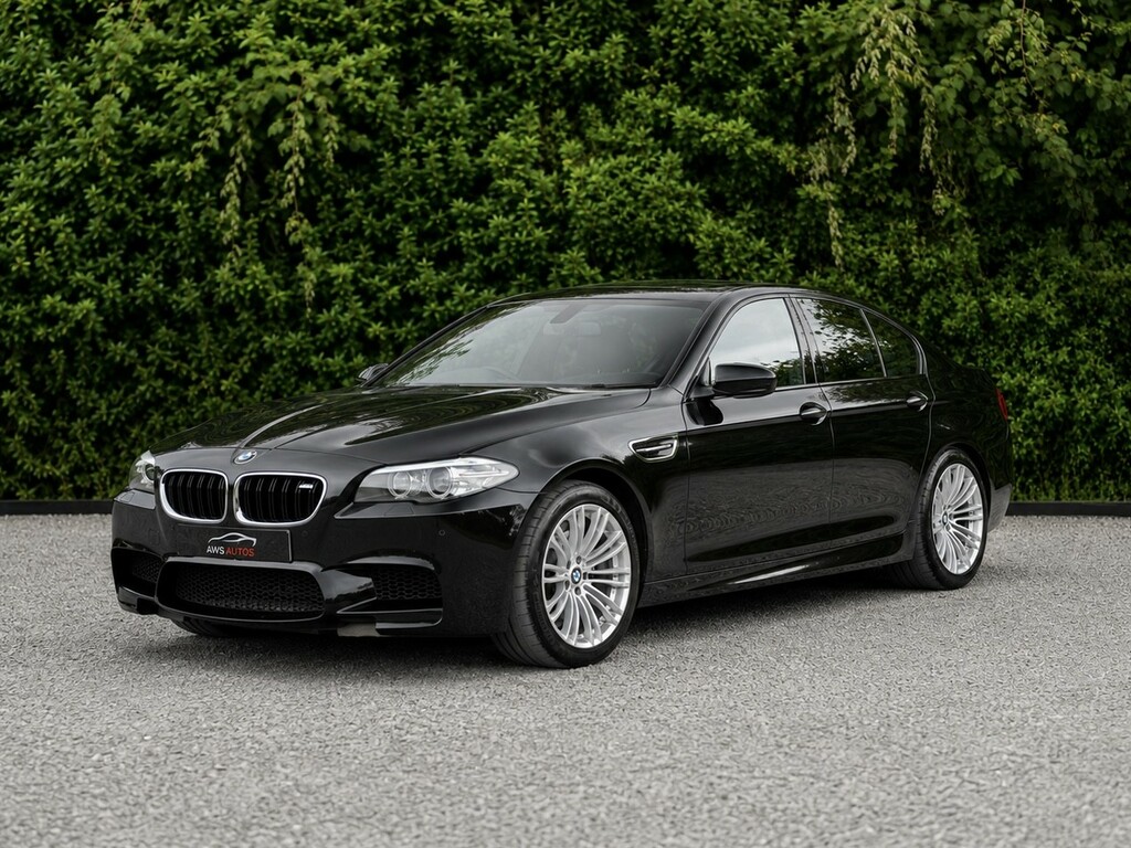 BMW M5 4.4 M5 Saloon Black