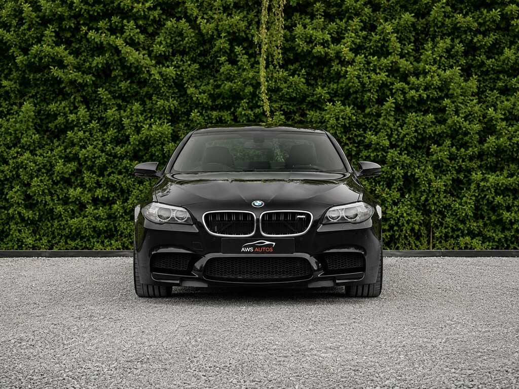 BMW M5 4.4 M5 Saloon Black #6